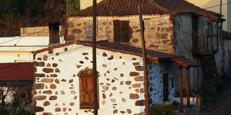 Fassade eines typischen Landhauses in Masca