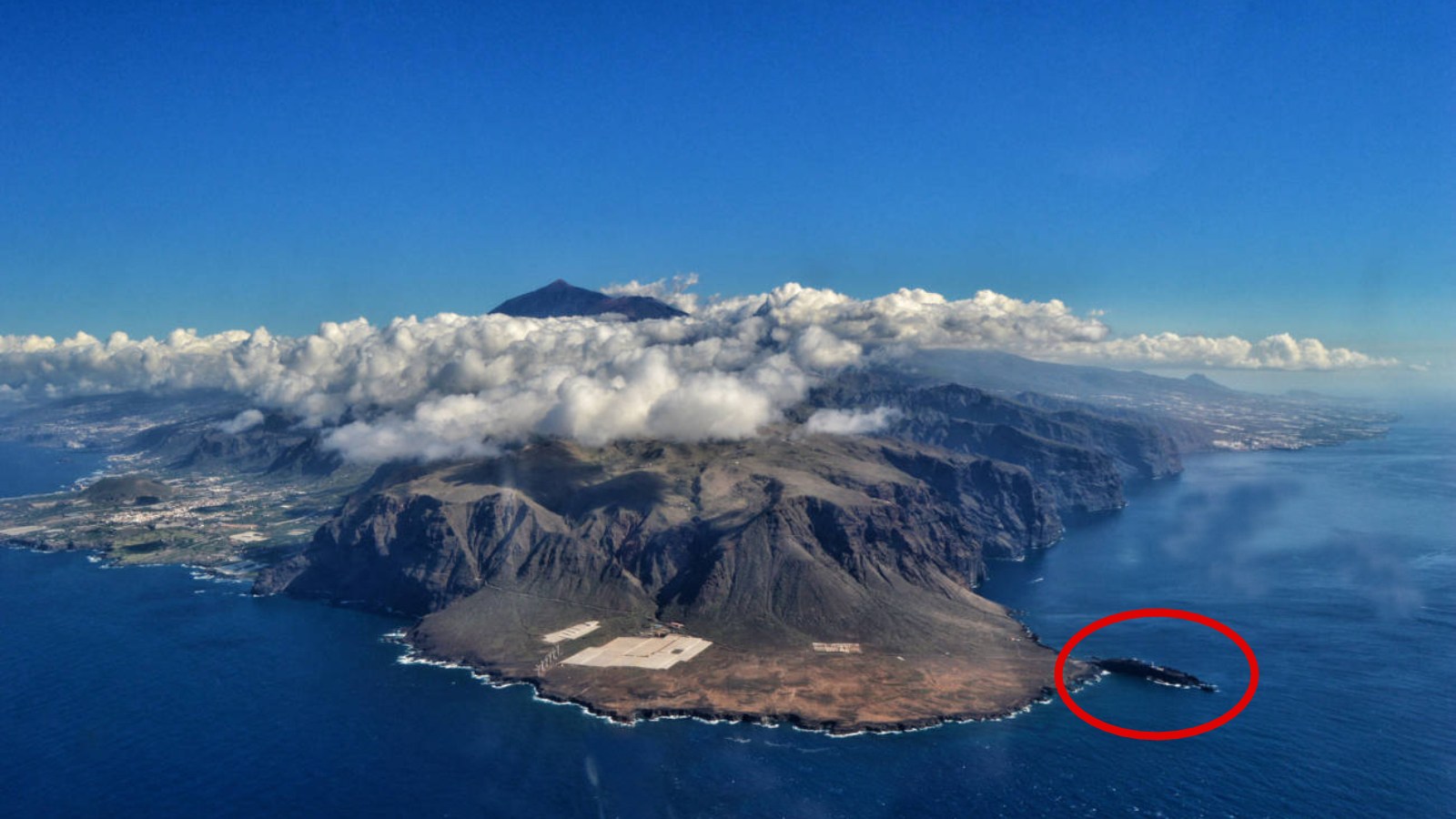 Bird's eye view of Teno Nature Park, with Punta de Teno Tenerife on the right and Teide in the background