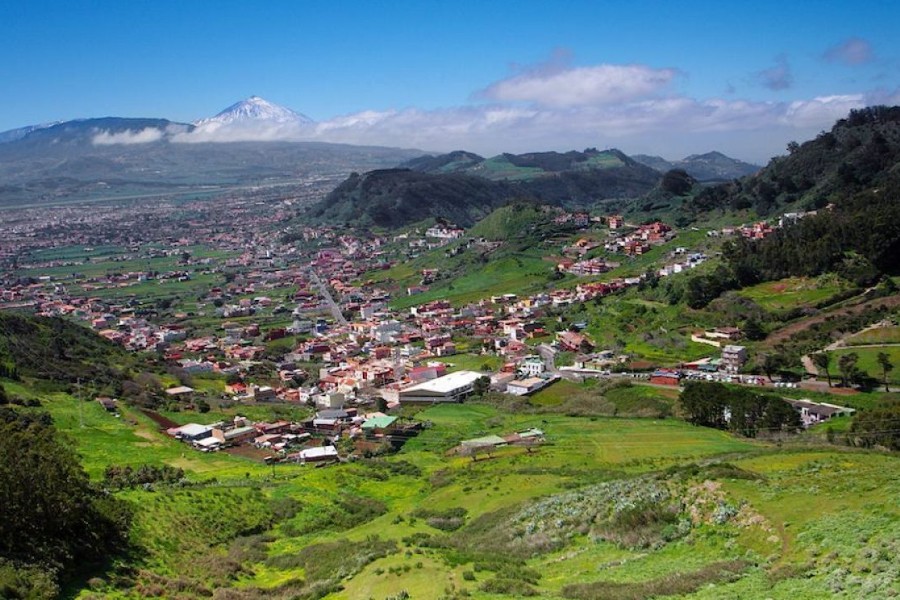 Vue panoramique de la ville de La Laguna depuis le point de vue Jardina